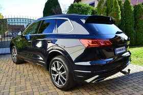 Volkswagen Touareg 3.0 V6 TDI 286k R-Line 4Motion r. 2019 - 3