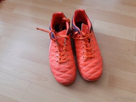 Halovky UMBRO - 3