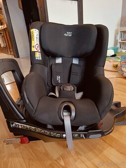 Britax Romer Dualfix M i-size - 3