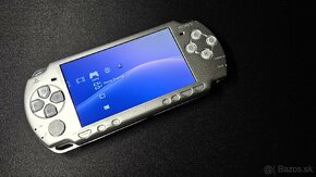 PSP 2000 (HACK) - 3