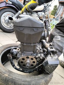 Motor kawasaki z750 - 3