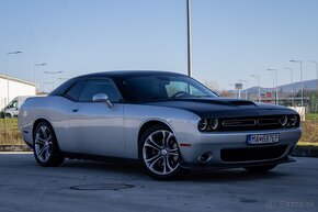 Dodge Challenger R/T 5.7 HEMI A/T - 3