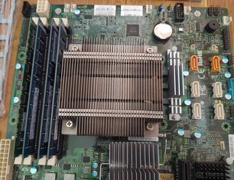 Supermicro X10SLH-LN6TF (sc.1150) 6 x 10 GBe LAN X540 - 3