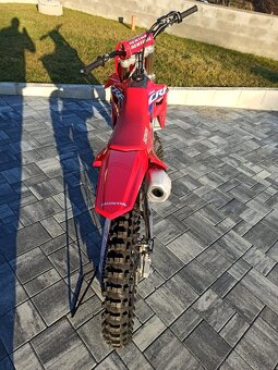 Honda CRF 250R 2024 - 3