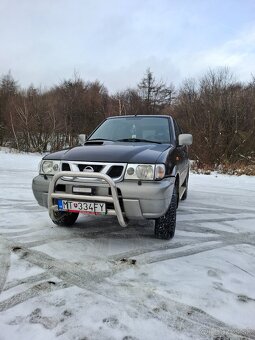 Nissan terrano - 3