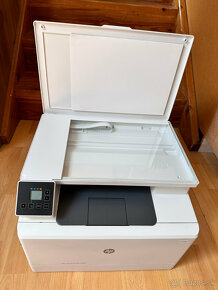 Tlačiareň HP Color LaserJet Pro M180n - 3