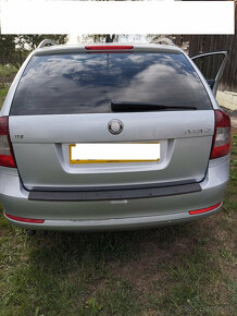 rozpredam škoda octavia II facelift 1,9 TDI 77kw 2011 - 3