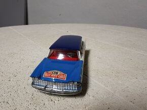 Corgi toys Plymouth Sports - 3