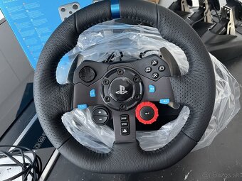 Logitech G29 Driving Force - 3