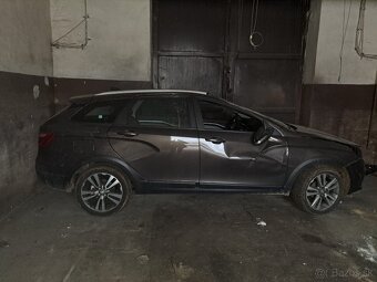 Lada Vesta SW cross - 3