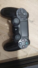 Playstation 4 Pro - 3