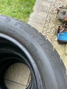 225/50 r16 Nokian - 3