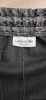 Teplakove nohavice Lacoste Paris s monogramom - 3