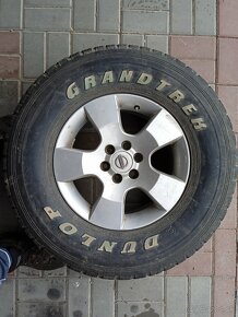 Predám gumy Dunlop Grandtrek - 3