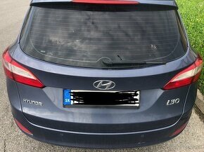 Hyundai i30 combi sw 1.6diesel r.2014 - 3