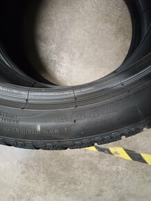 Pirelli w.sotto zero s.2 255/40 R18 - 3