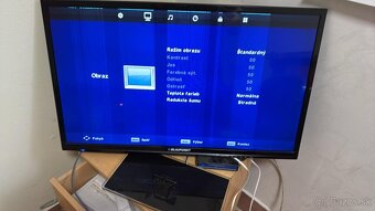 Starší 32" TV Blaupunkt B32A141TCHD-P - funkčný, so stojano - 3