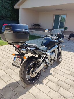 Yamaha Fazer 600 - 3