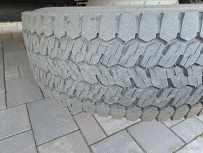 245/70 r17,5 - 3