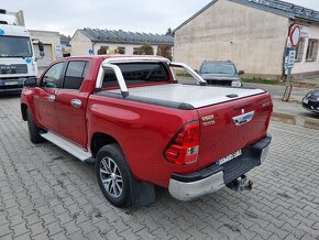 Toyota Hilux DC 2.4 I D-4D A/T s DPH - 3