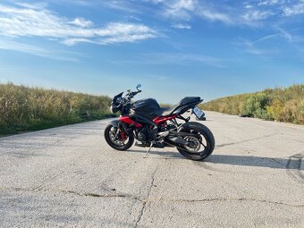 Triumph street triple 675 R, 2013 - 3