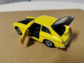 Corgi toys MG C - 3