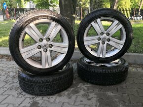 Zimní Kola 5x114,3 Avensis Auris Prius RAV4 215/50R17 - 3