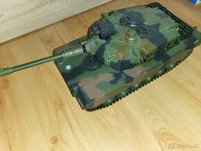 Tank na diaľkové ovládanie - 3