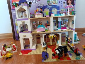 LEGO 41101 Grand Hotel - 3