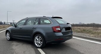 Octavia Combi 2.0 TDI 184k 4x4 DSG - 3