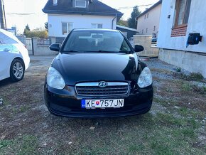 Predám Hyundai accent 1.4 - 3