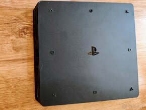 Playstation 4 slim 512 GB - 3