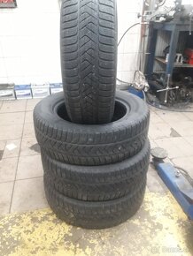 Zimné 215/60R16 95H - 3