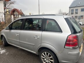 Opel Zafira B 1,9cdti 470000 - 3