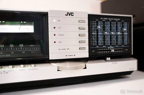 JVC JR-301 stereo receiver - 3