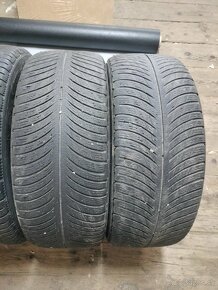 Zimné pneu 235/45/19 Michelin - 3