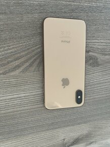 Predam Iphone XS 256GB s krabicou - 3