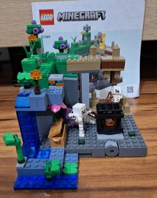 Lego Minecraft 21189 Jaskyňa kostlivcov

 - 3