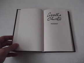 Agatha Christie-Hodiny - 3