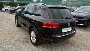 Volkswagen Touareg II 3.0 V6 TDI BMT 4MOTION Mountain - 3