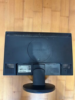 Monitor Samsung - 3