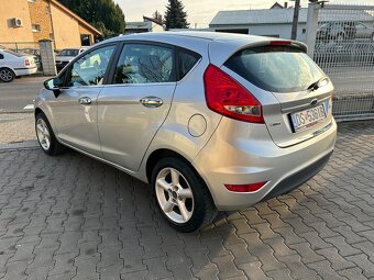 Ford Fiesta 1.6 TDCi DPF Trend (EU5) - 3