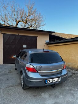 Opel Astra H 1.6 twinport - 3