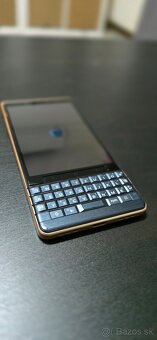 Blackberry Key2 LE - 3