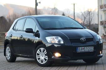 TOYOTA AURIS BENZÍN 1,6i VALVEMATIC - 3