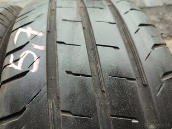 225/55 r17c continental - 3