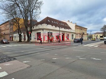 na predaj atraktívny komerčný priestor Hlavná ulica 81m2, bl - 3