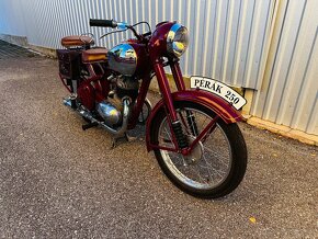 Jawa 11 perak 250 +pav40 - 3