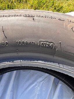 Bridgestone letne 235/55 r18 - 3