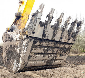 26t bagr 3lopaty+rozrývák JCB260 - 3